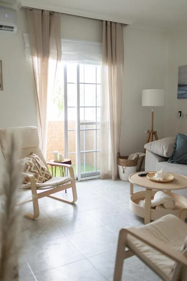 Apartment Lxr Waikiki Beach Front 3Hab. Tarifa